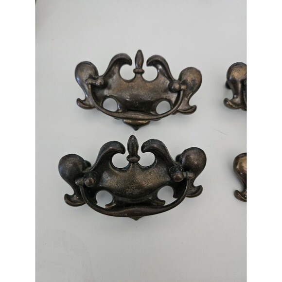 Vintage Brass Traditional Drawer Pulls Lot Of 4 - Picture 3 of 7